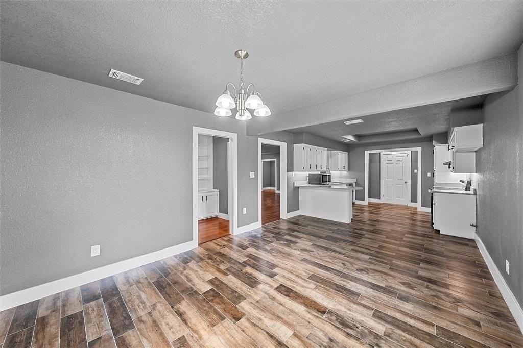 106 Willowcrest St - Photo 6 of 26