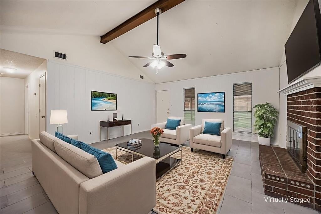 1504 Evans Dr - Photo 4 of 26