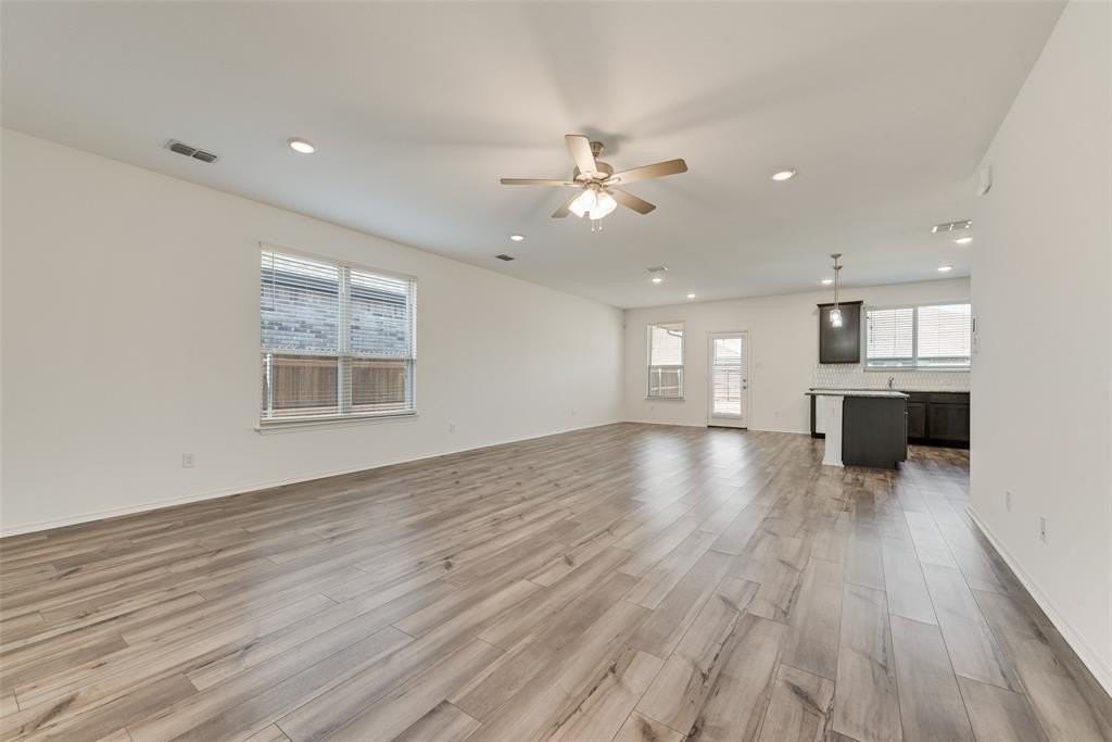 3251 Apple Creek Ave - Photo 6 of 31