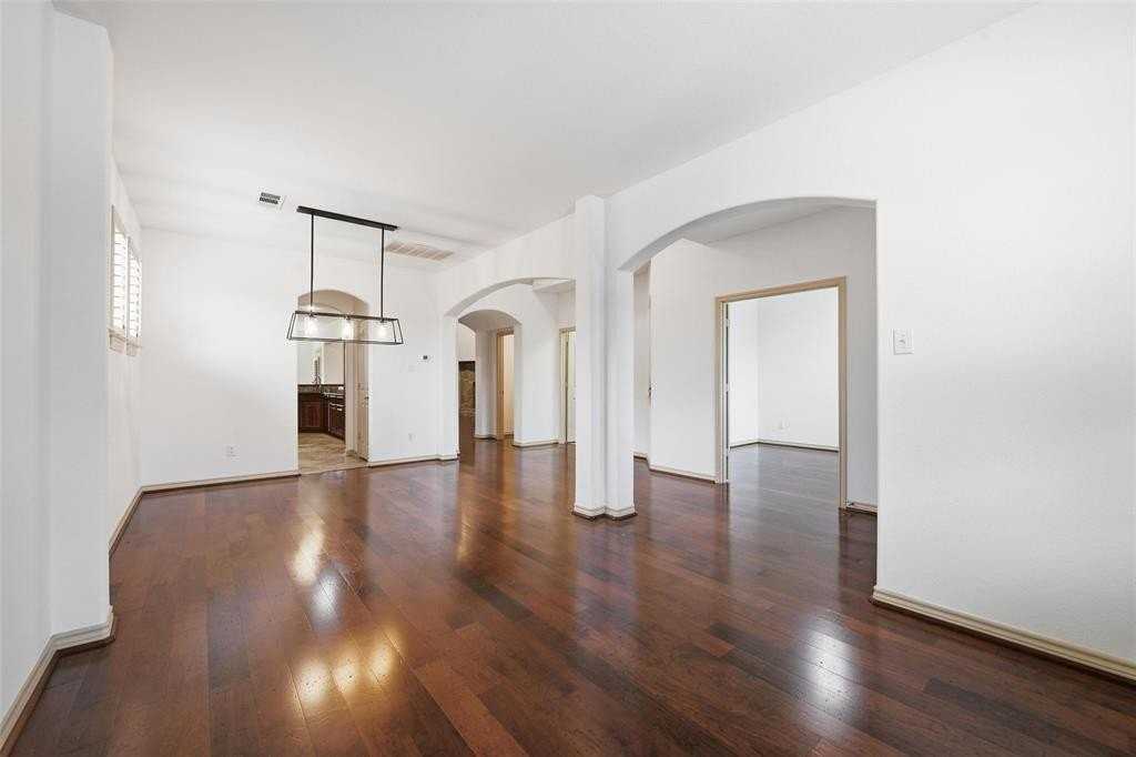 12845 Homestretch Dr - Photo 5 of 40