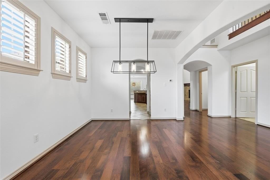 12845 Homestretch Dr - Photo 7 of 40