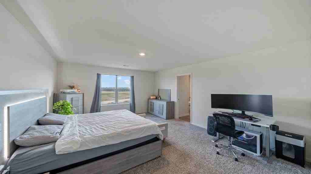 408 Micah Ln - Photo 6 of 20