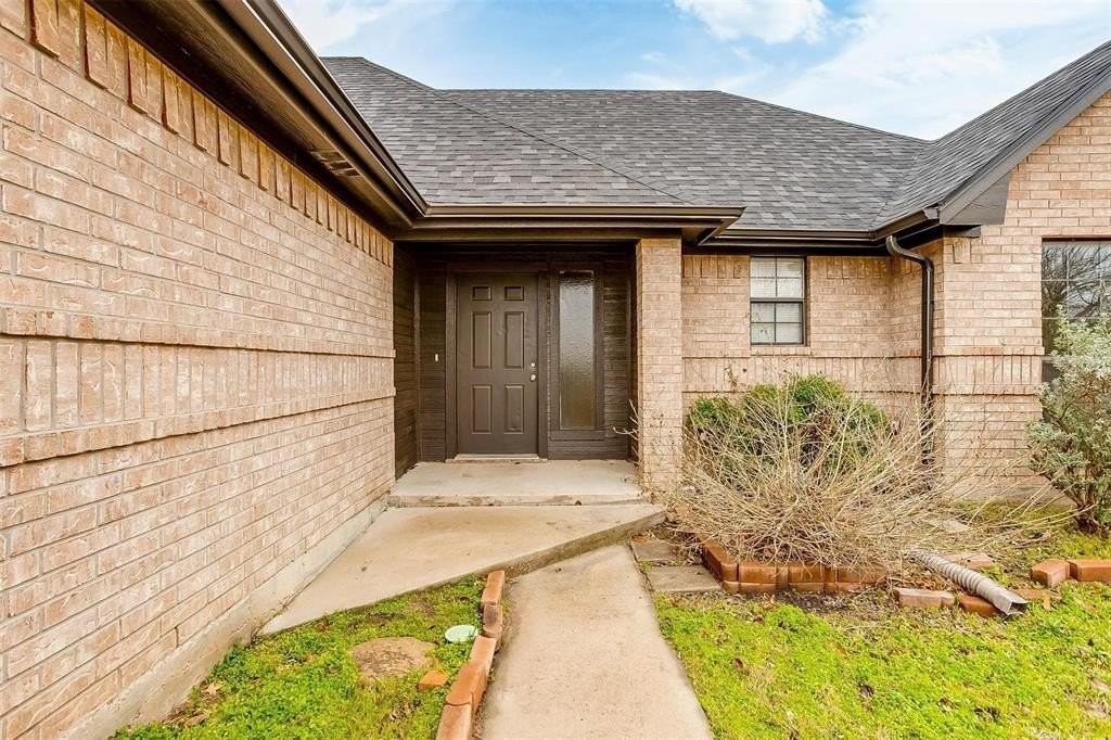 402 Ranch Rd - Photo 4 of 39