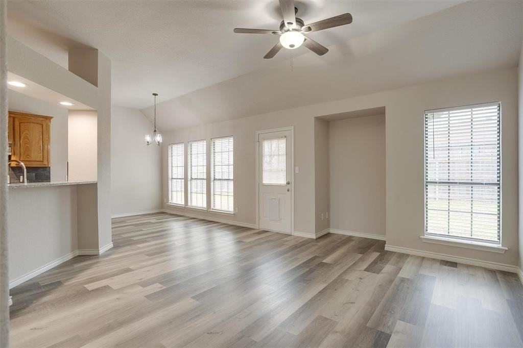 402 Ranch Rd - Photo 6 of 39