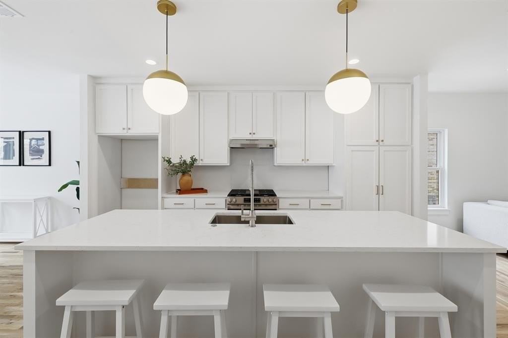 3247 Homer St - Photo 3 of 11