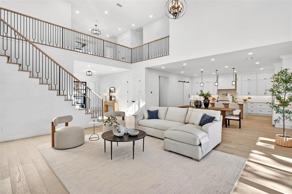 3754 Durango Dr - Photo 3 of 29