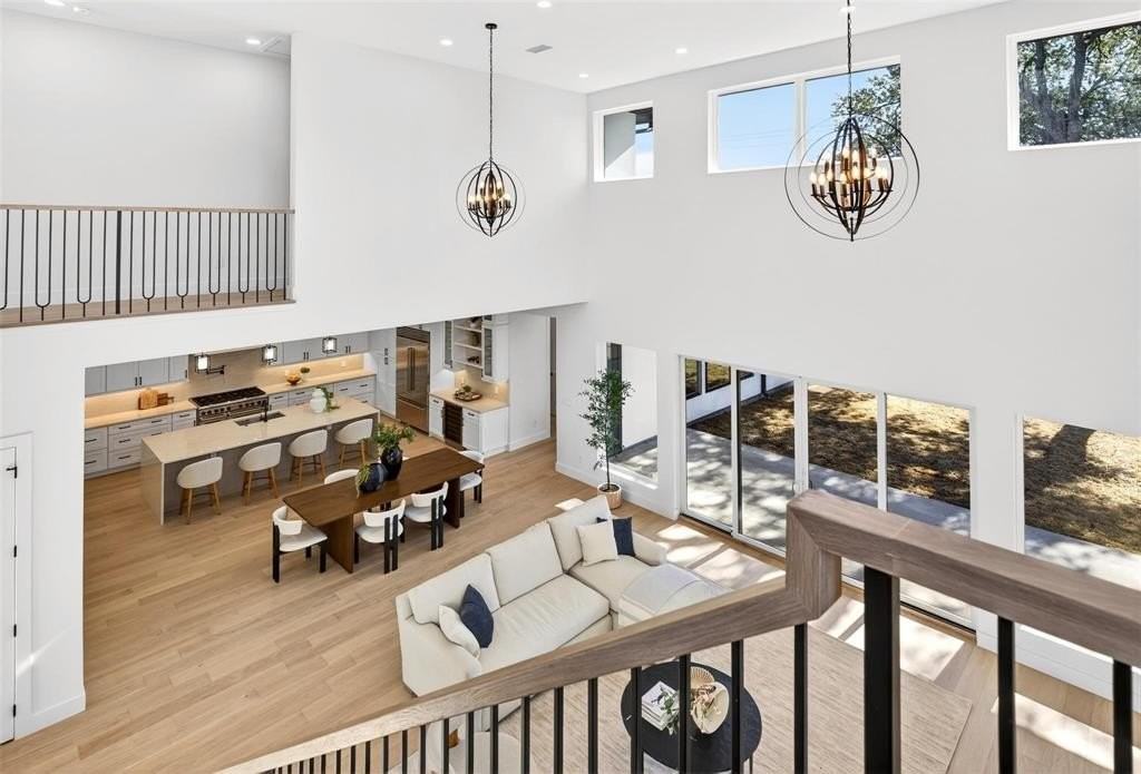 3754 Durango Dr - Photo 4 of 29