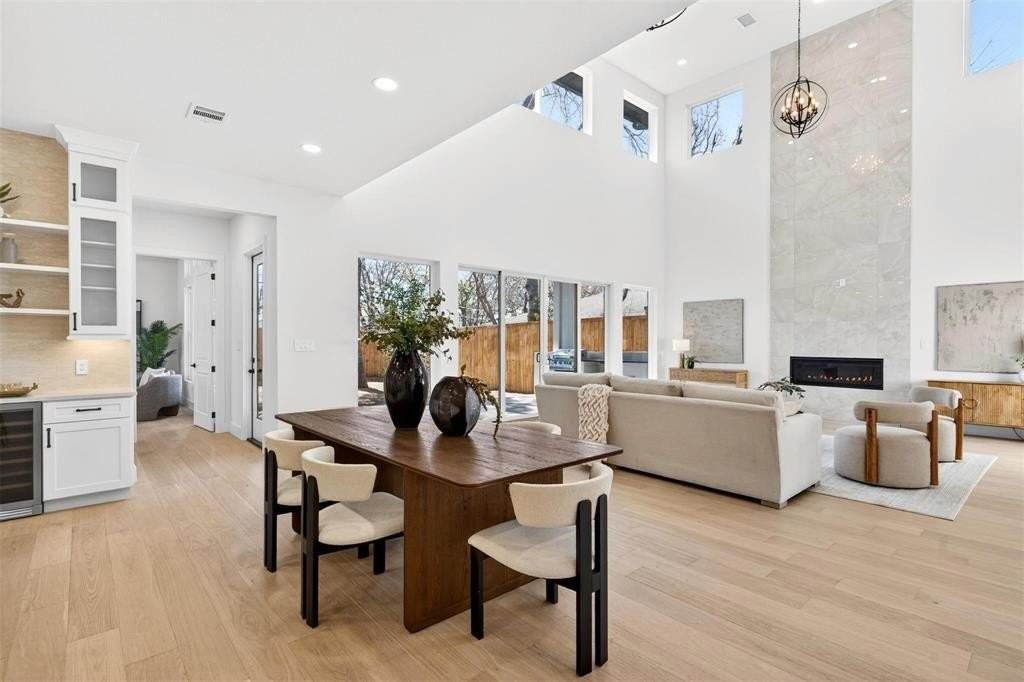 3754 Durango Dr - Photo 5 of 29