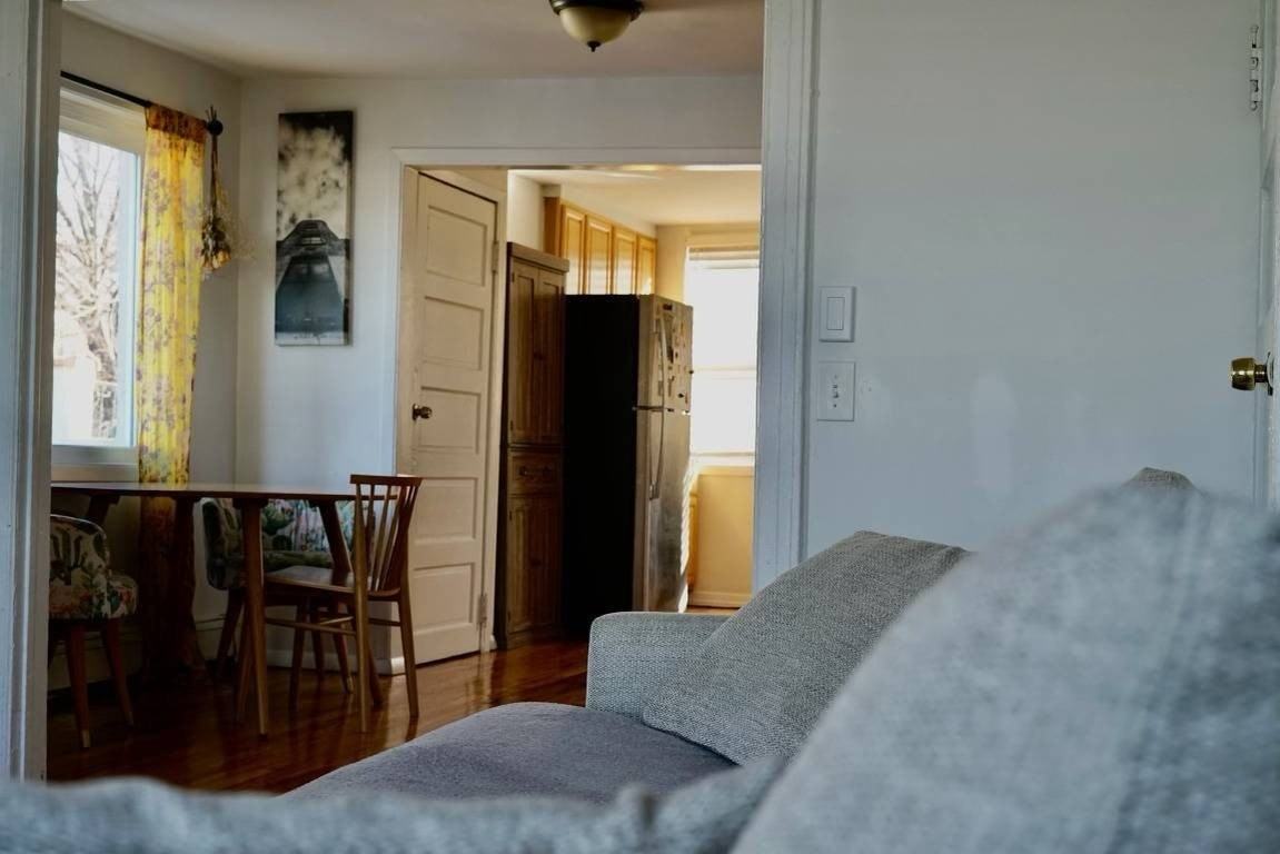 119 Columbia St #2 - Photo 6 of 16