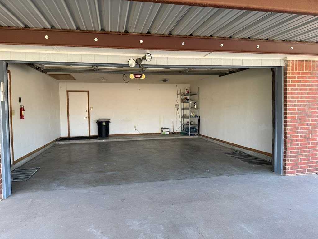 15 N Broken Bow Cir - Photo 2 of 16