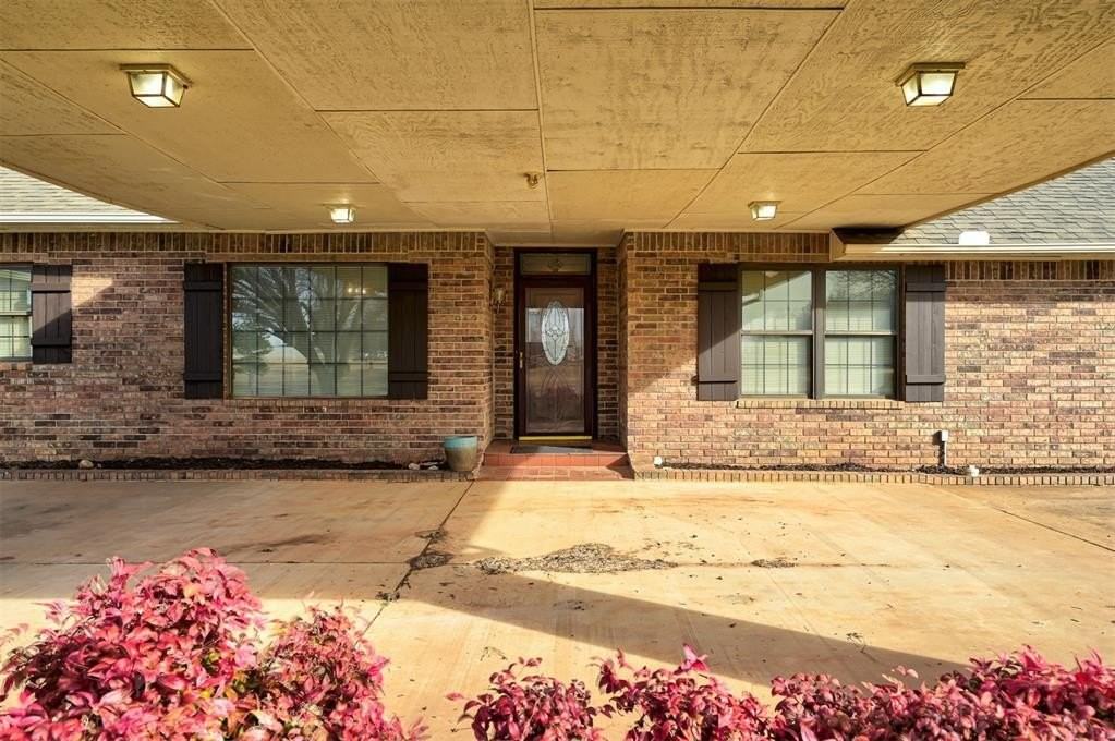 7201 Nw 150th St - Photo 2 of 50