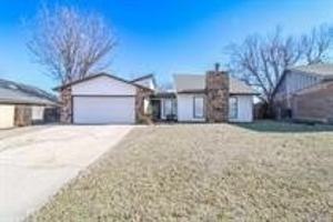 featured image of 8900 N Shannon Ave