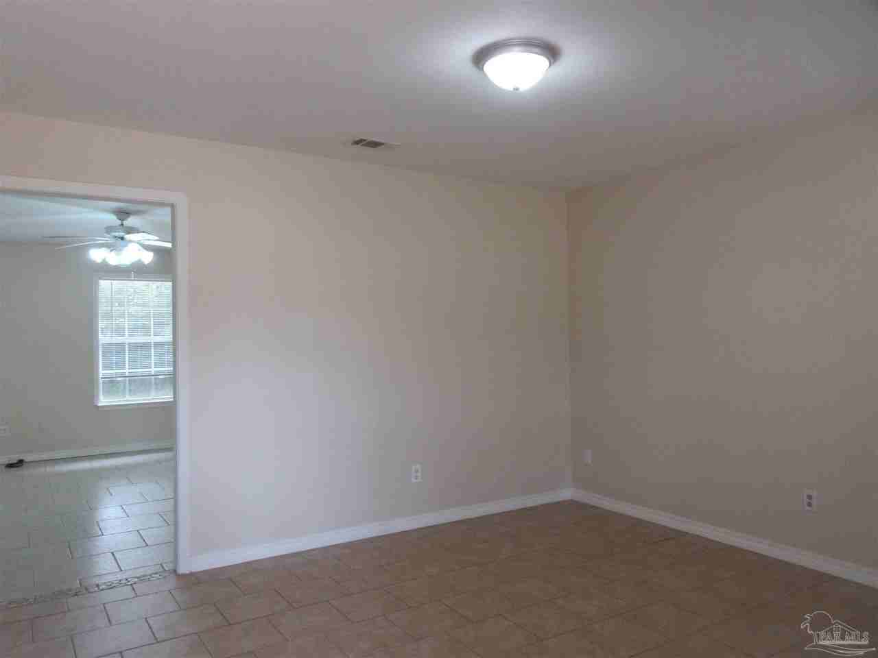 4738 Live Oak Ln - Photo 3 of 30