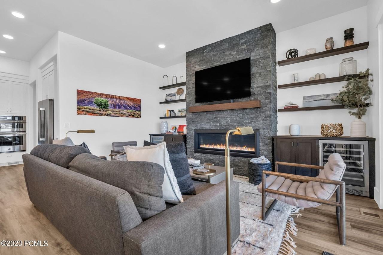 11493 N Upside Dr - Photo 5 of 41