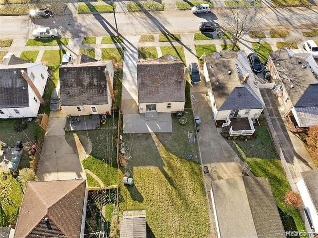 24410 Union St - Photo 6 of 28