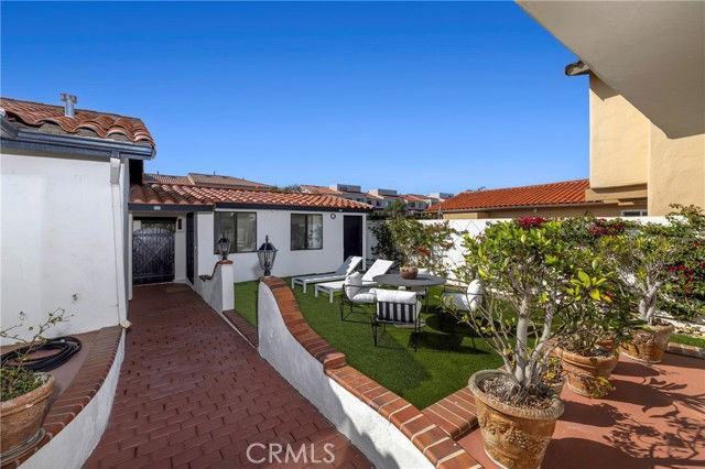 16572 Grimaud Ln - Photo 4 of 8