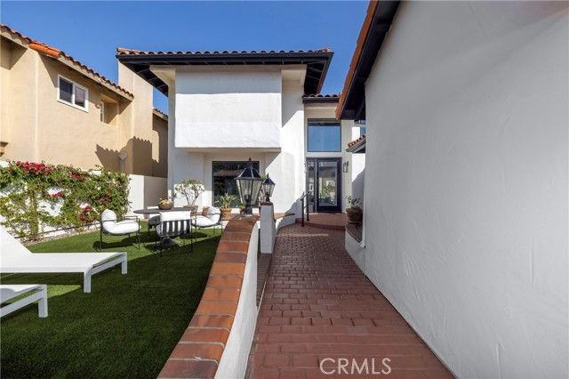 16572 Grimaud Ln - Photo 5 of 8