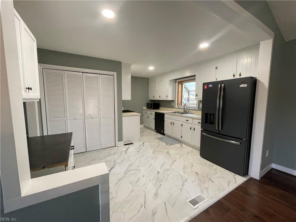 4510 River Shore Rd - Photo 5 of 32