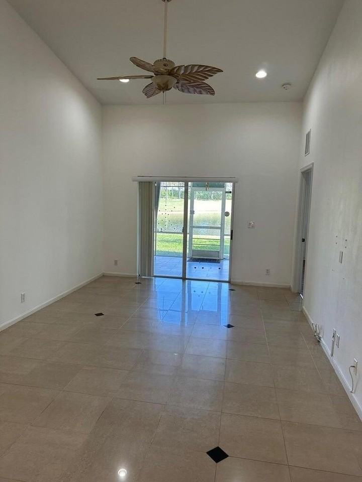 9861 Galleon Dr - Photo 2 of 27