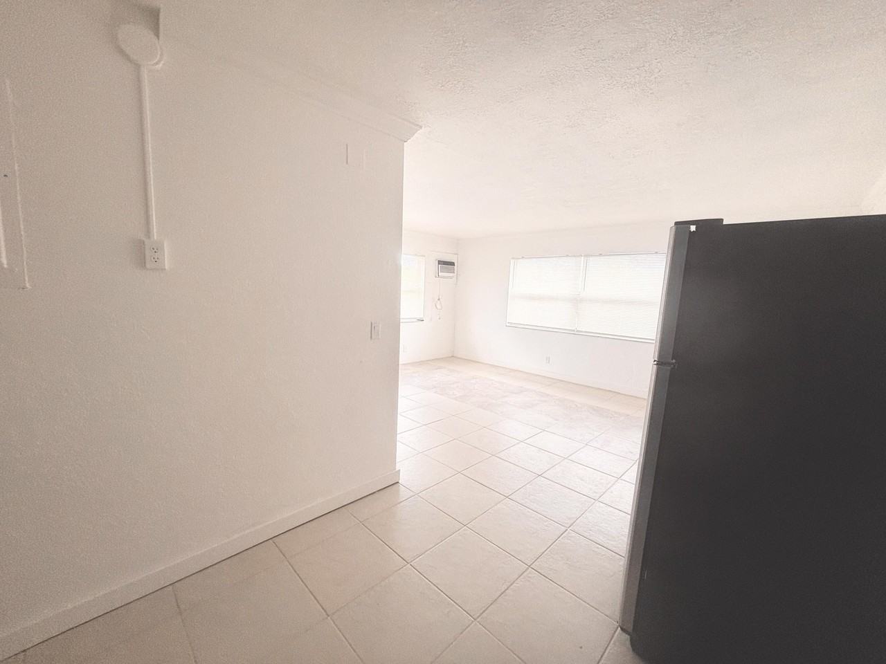 531 S C St #6 - Photo 5 of 19