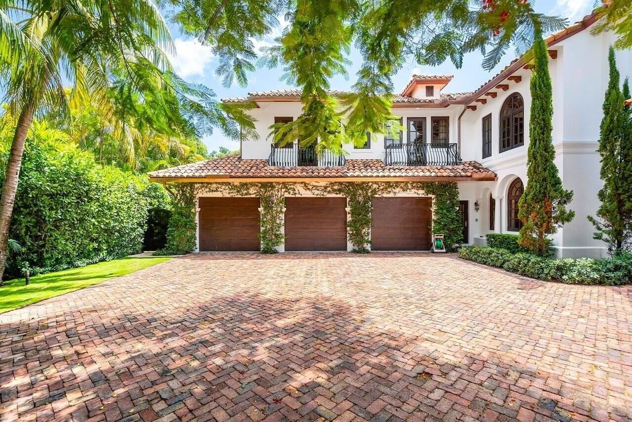 350 E Ocean Ave - Photo 2 of 50