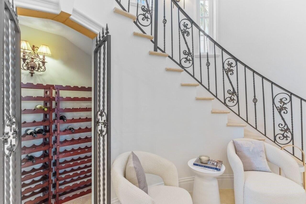 350 E Ocean Ave - Photo 6 of 50