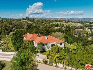 5192 Parkway Calabasas - Photo 2 of 8