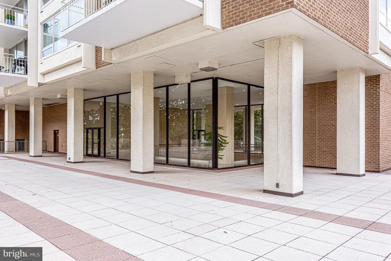 1425 4th St Sw Apt A305 - Photo 4 of 50