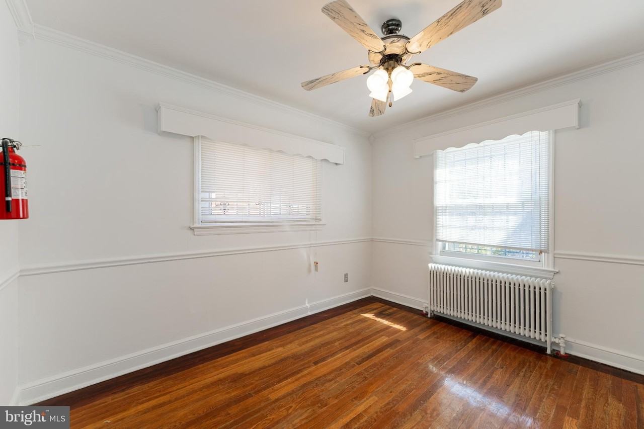 4700 Southern Ave Se - Photo 5 of 25