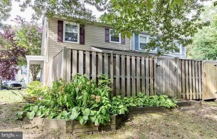 1744 Carry Pl - Photo 3 of 22