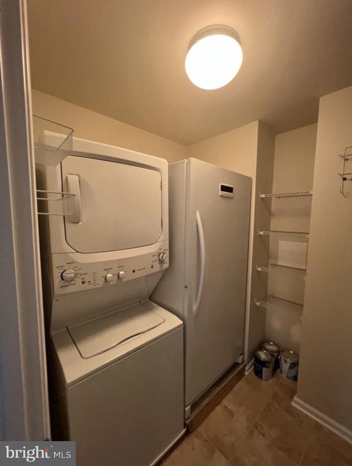 1302 Cheswick Ln - Photo 7 of 20