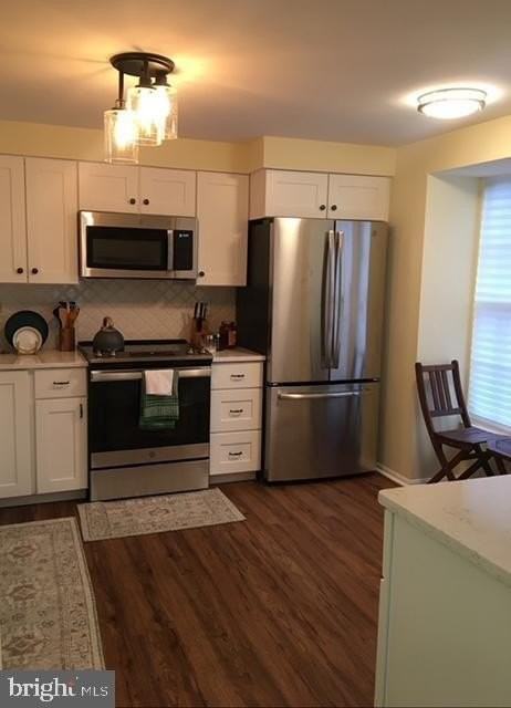 2449 Bolton Ln - Photo 4 of 18