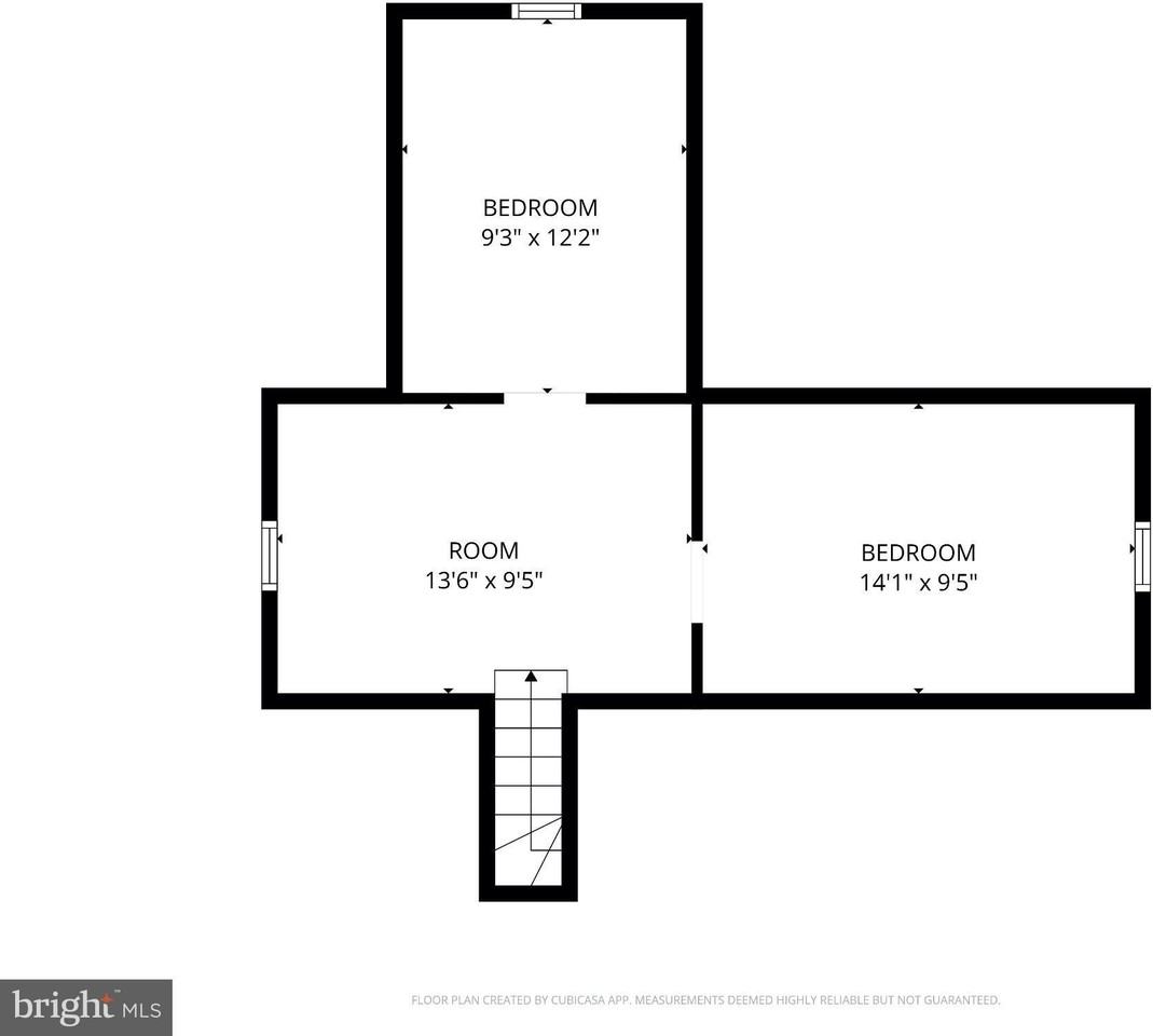 304 Collins Ave Fl 2 - Photo 3 of 4