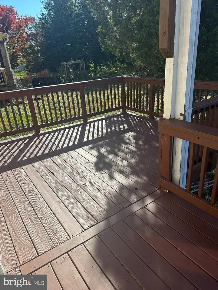 9 E Overlea Ave Unit 1 - Photo 2 of 8