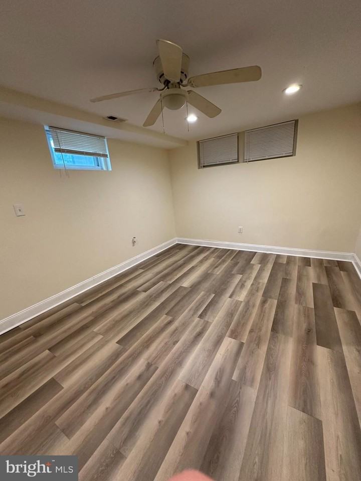 9 E Overlea Ave Unit 1 - Photo 3 of 8