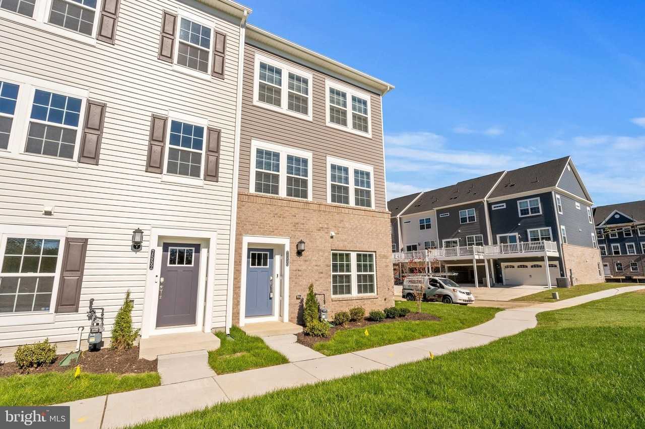 7550 Johnnycake Rd - Photo 2 of 36