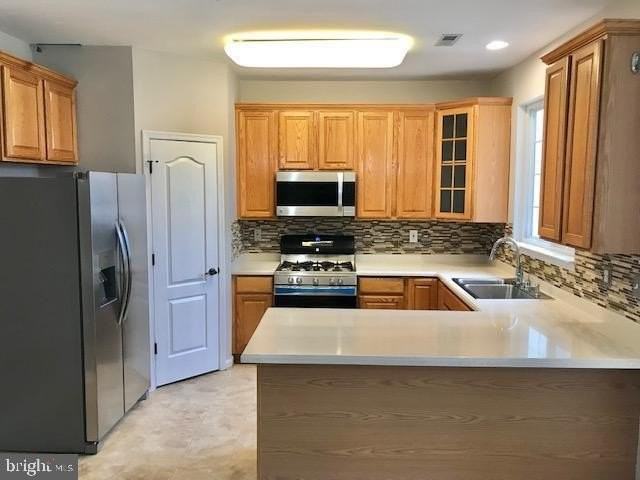 242 Mary Jane Ln - Photo 7 of 21