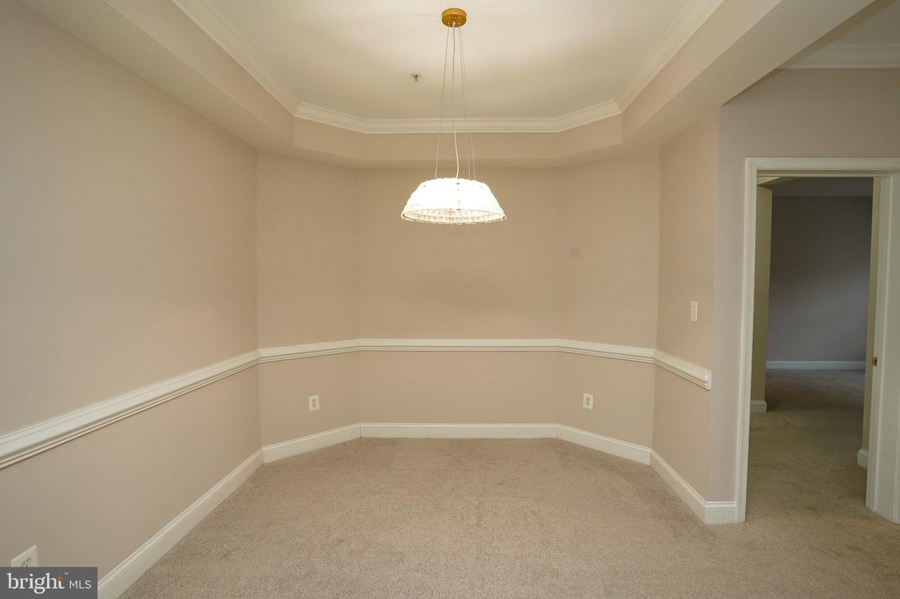 2115 Ganton Grn Unit G-204 - Photo 7 of 47