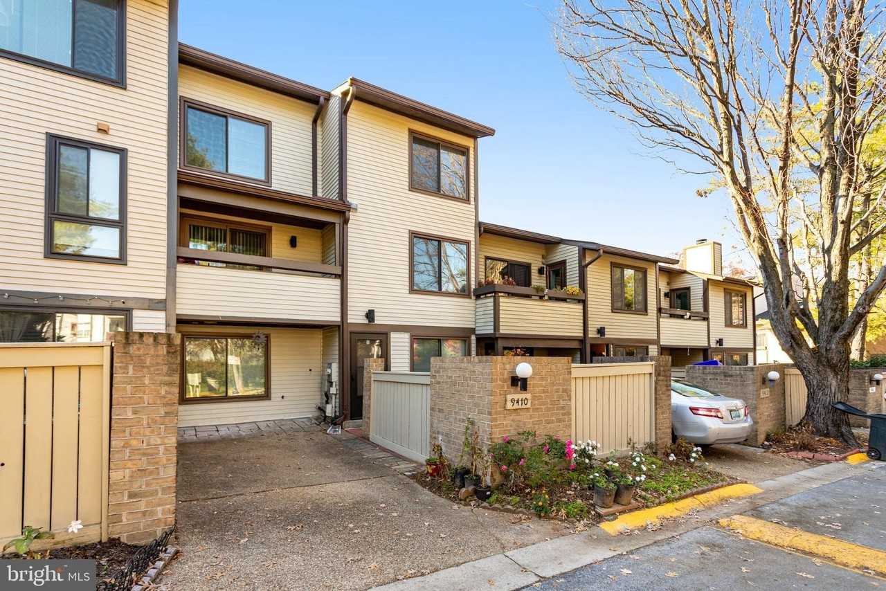 9410 Walburg Way - Photo 3 of 28