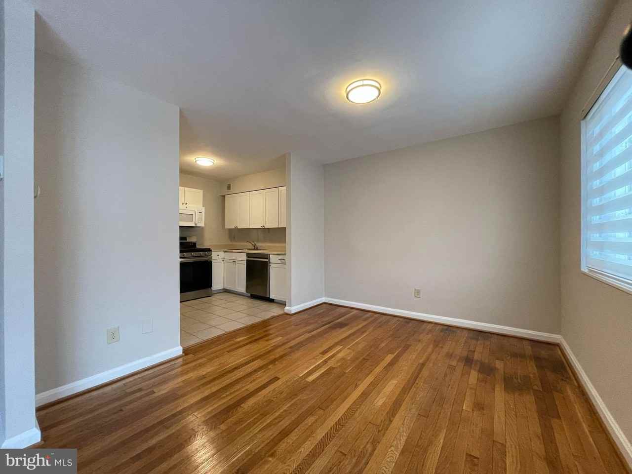 95 E Wayne Ave #309 - Photo 6 of 18