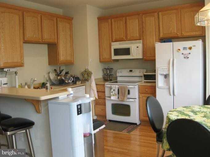 3926 Bryant Park Cir - Photo 6 of 16