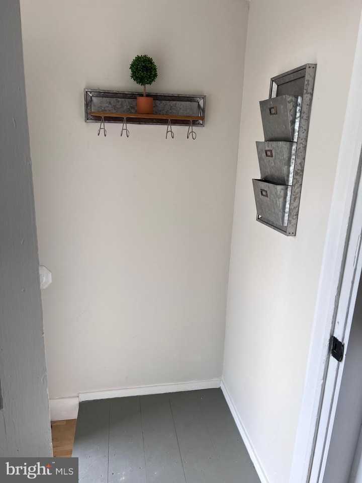 629 White Horse Ave - Photo 4 of 26