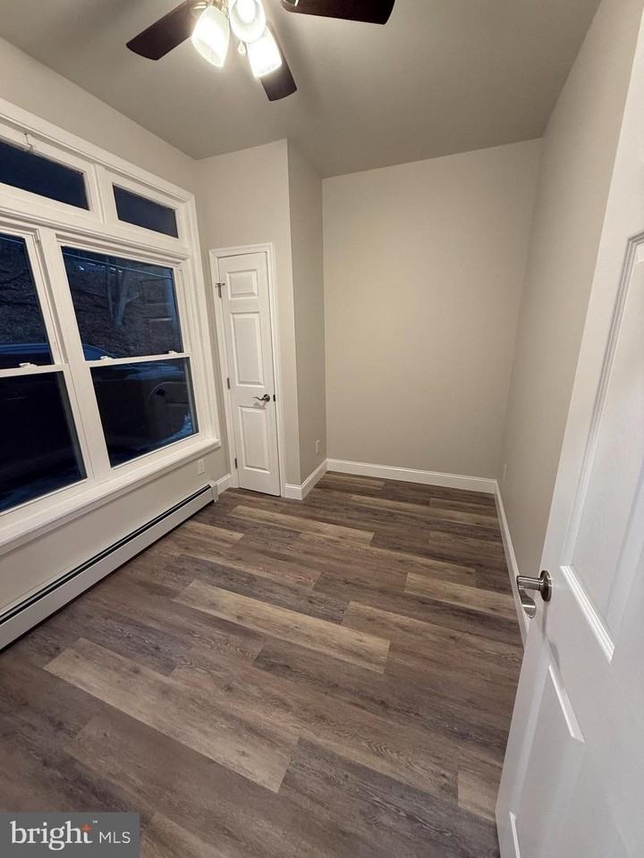 1383 Friedensburg Rd Unit C - Photo 6 of 12