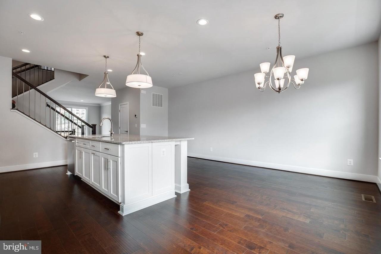 1979 Roland Clarke Pl - Photo 6 of 50