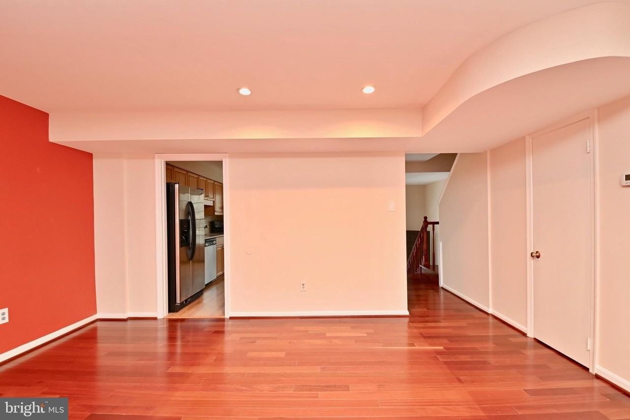 2481 Windbreak Dr - Photo 7 of 36