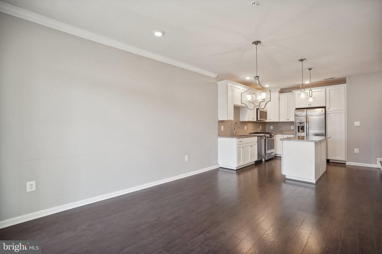 23255 Milltown Knoll Sq Unit 110 - Photo 3 of 28