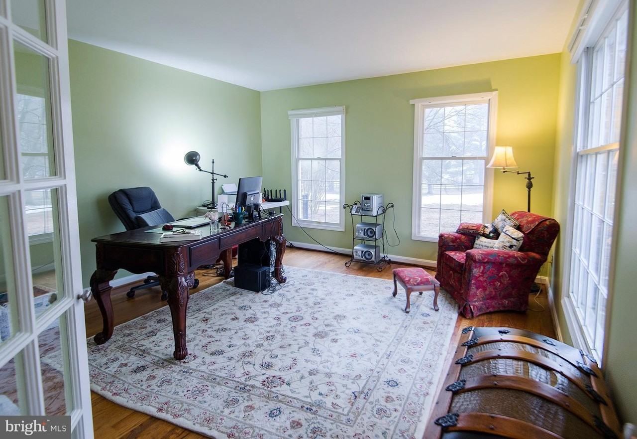 39693 Rocky Ln - Photo 3 of 33