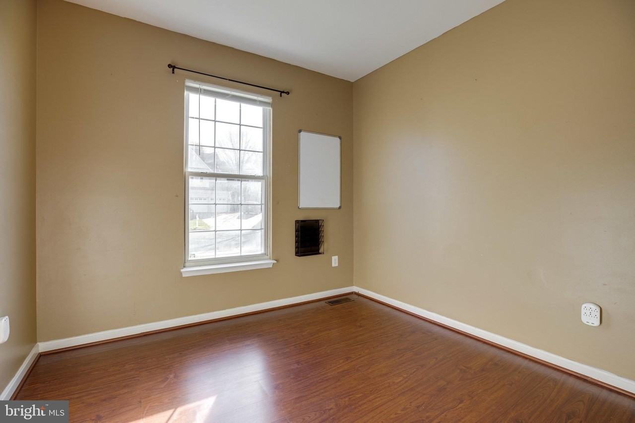 9924 Arrowood Dr - Photo 7 of 50