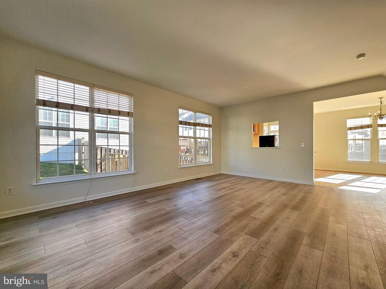 15334 Elizabeth Burbage Loop - Photo 2 of 22