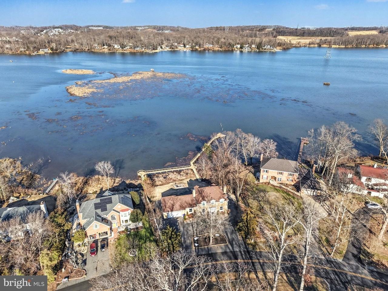 18505 Cabin Rd - Photo 3 of 40